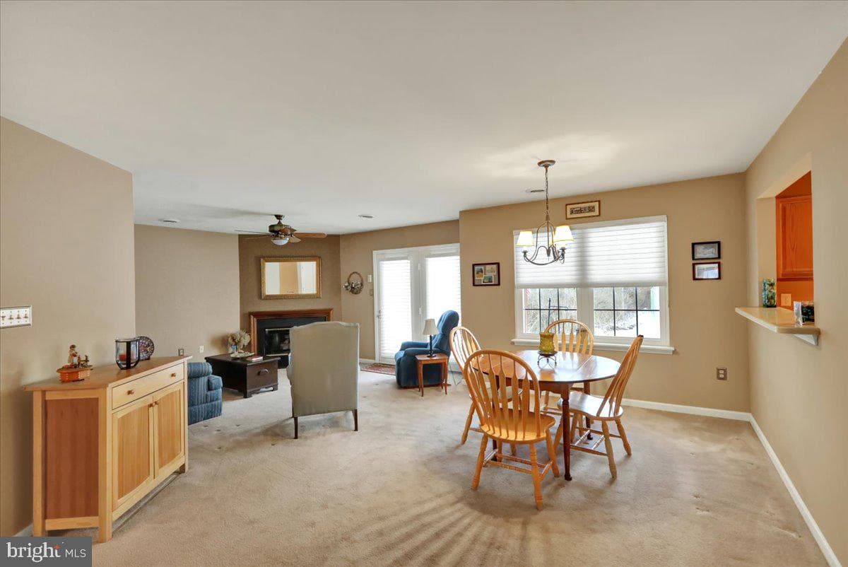 152 Heather Lane photo 4