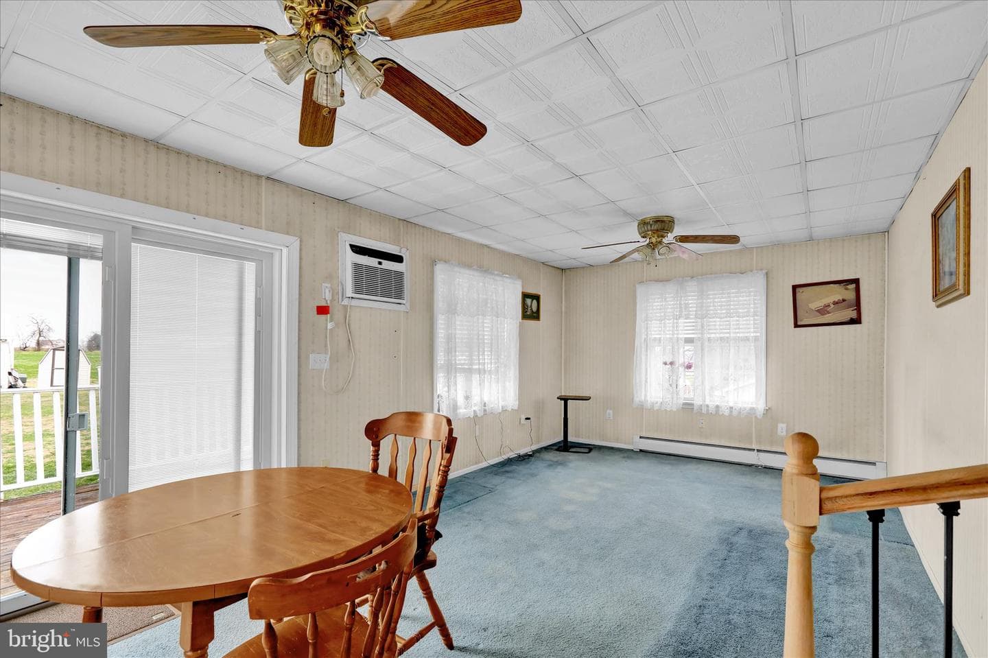 148 Hoch Avenue photo 11