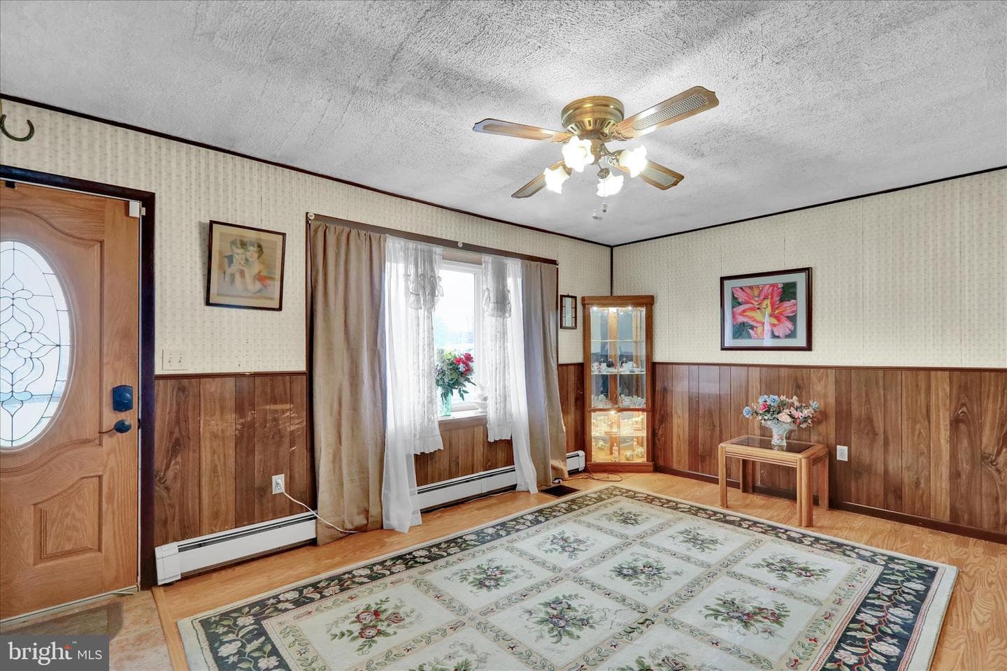 148 Hoch Avenue photo 6