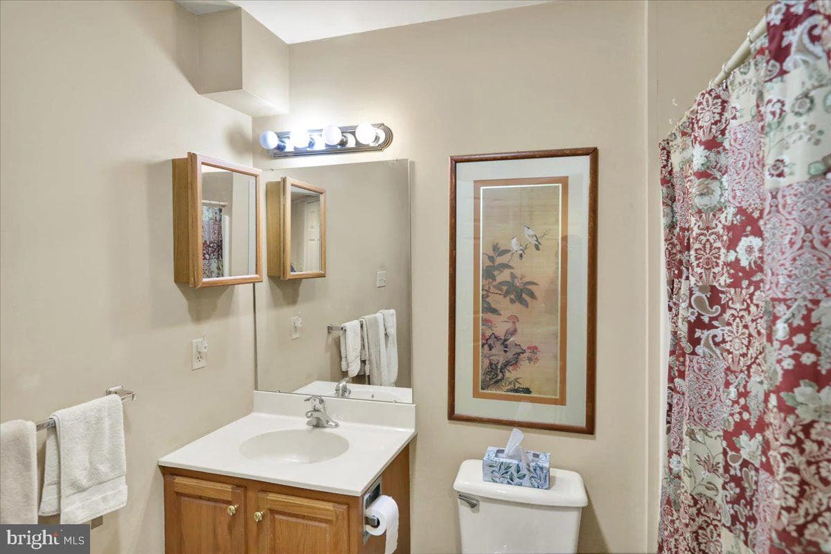447 Epsilon Drive photo 21