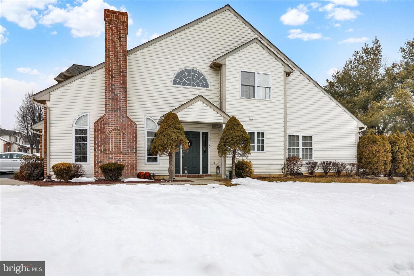 447 Epsilon Drive photo 34