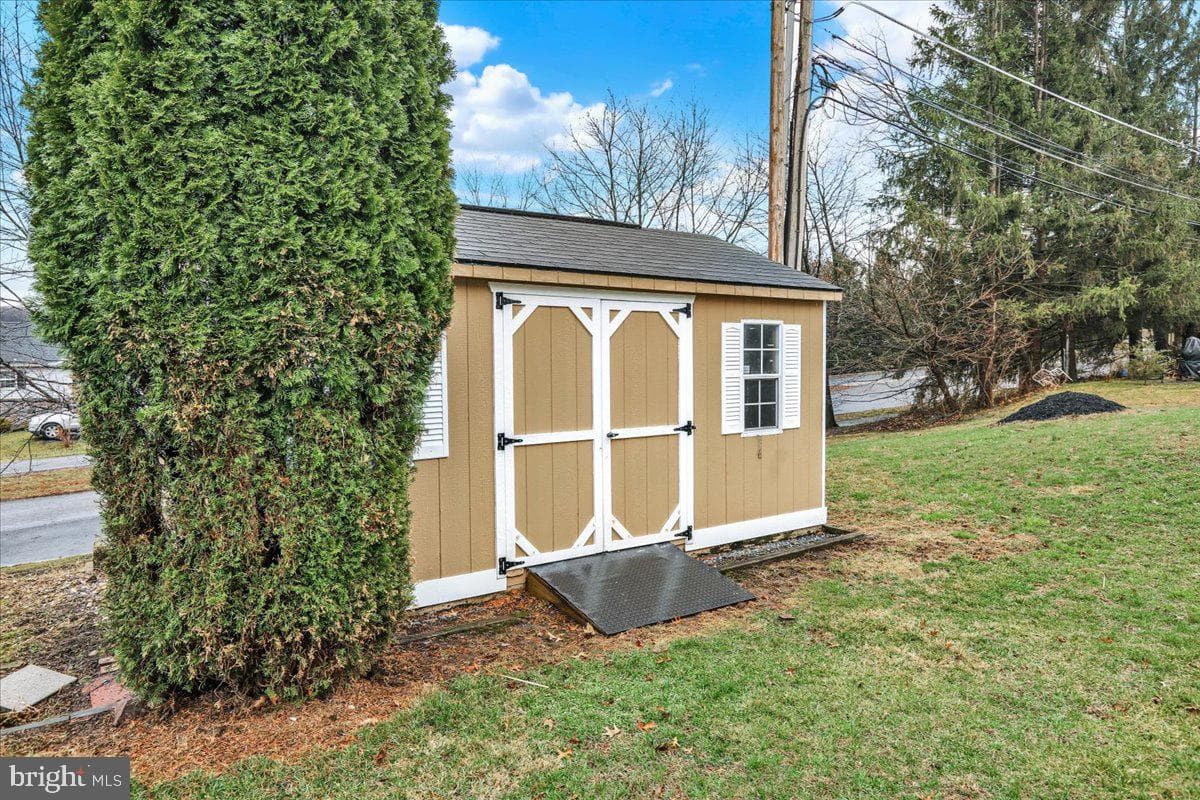 780 Corbit Drive photo 42