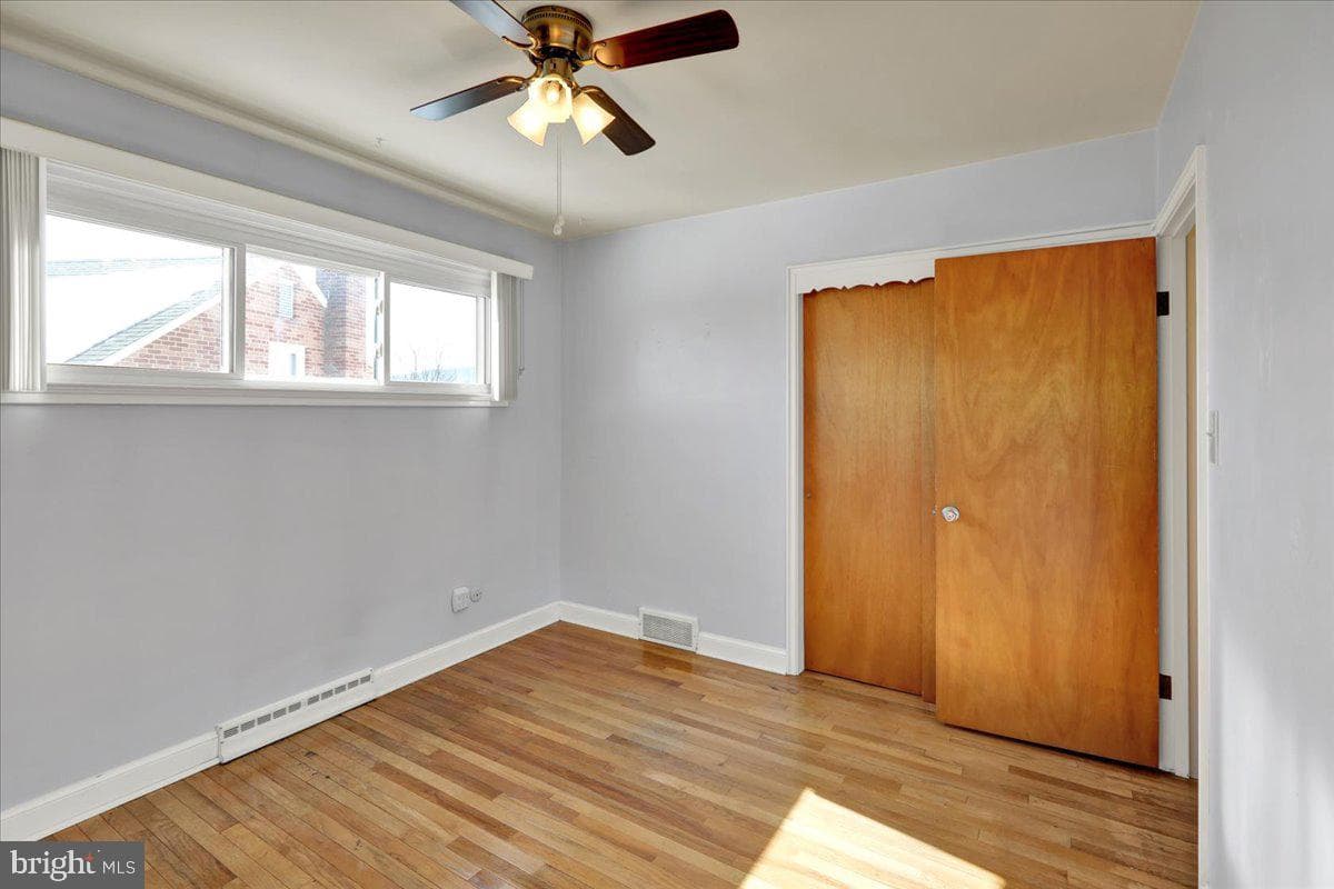 629 Lawrence Avenue photo 17
