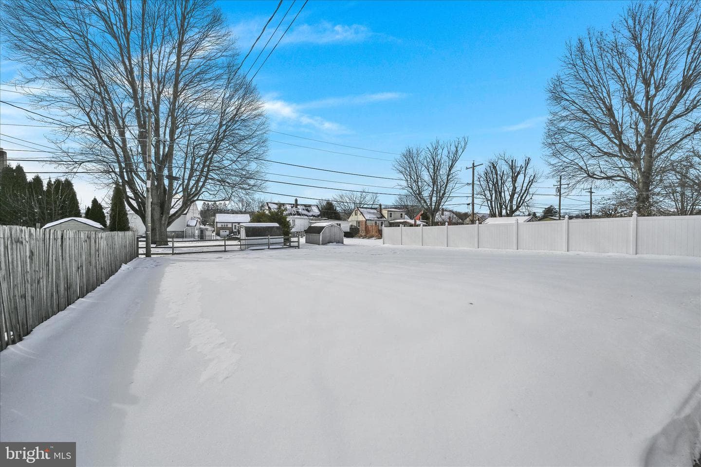 526 Harding Avenue photo 25