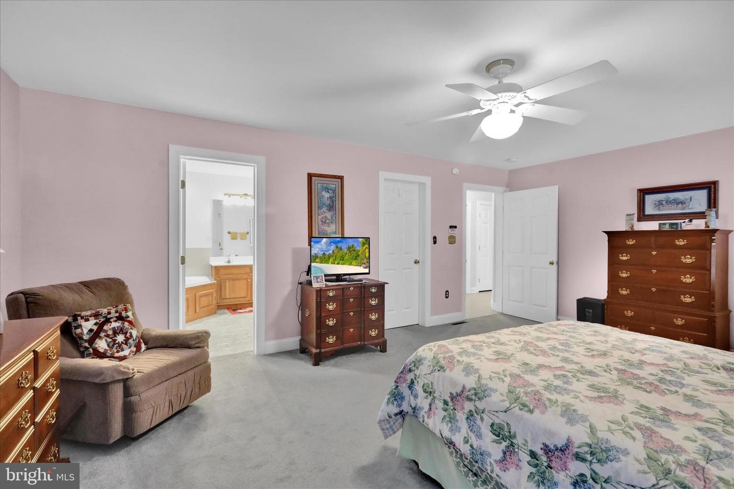 110 S Cacoosing Drive photo 19
