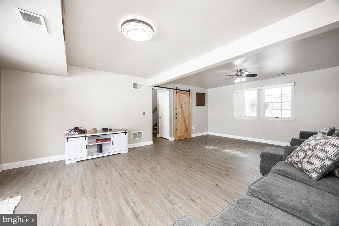 821 Colonial Drive photo 18