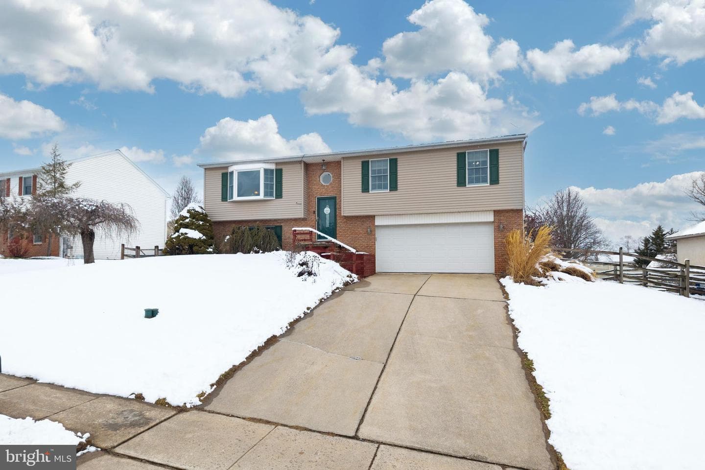 821 Colonial Drive photo 6