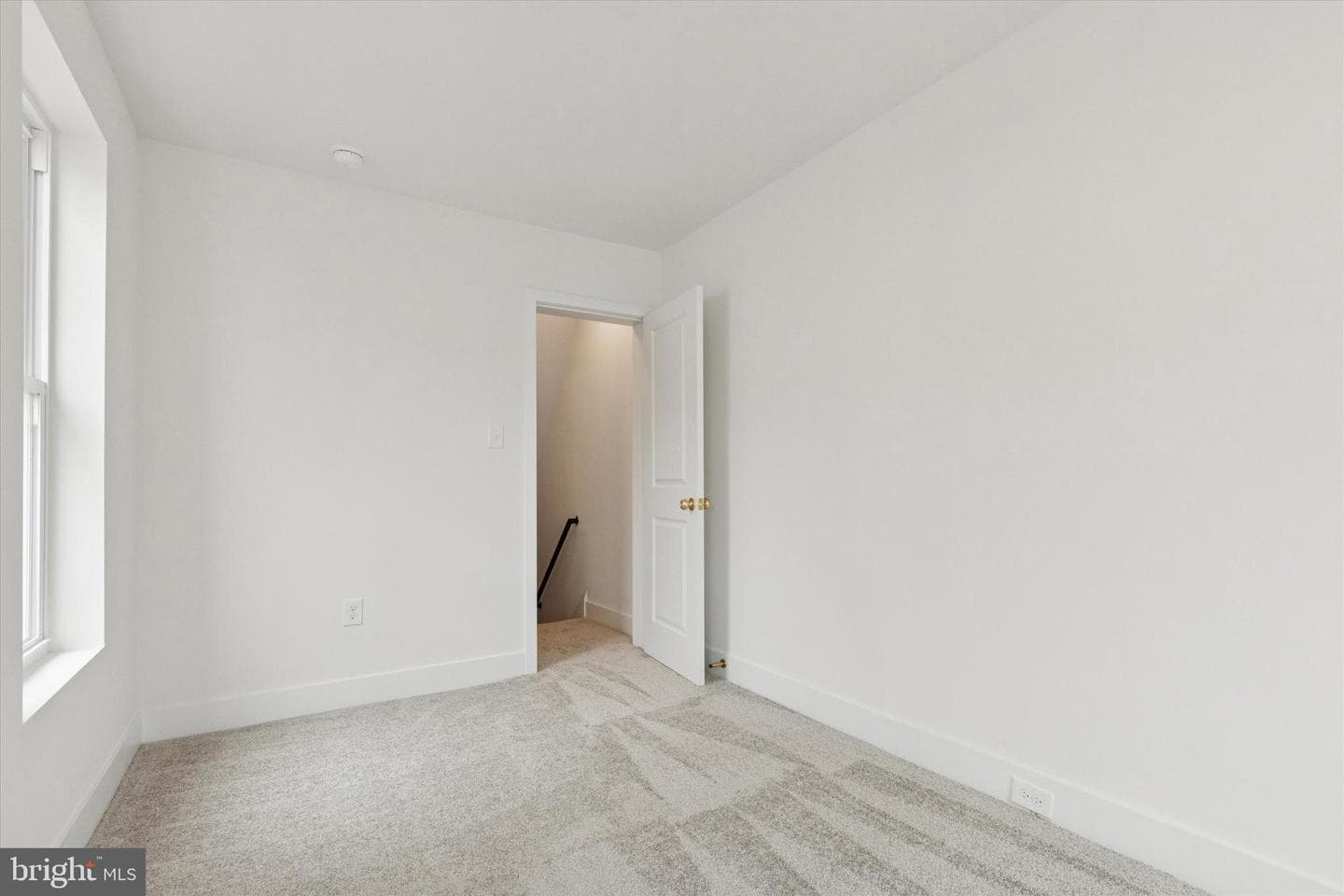 34 S Franklin Street photo 8