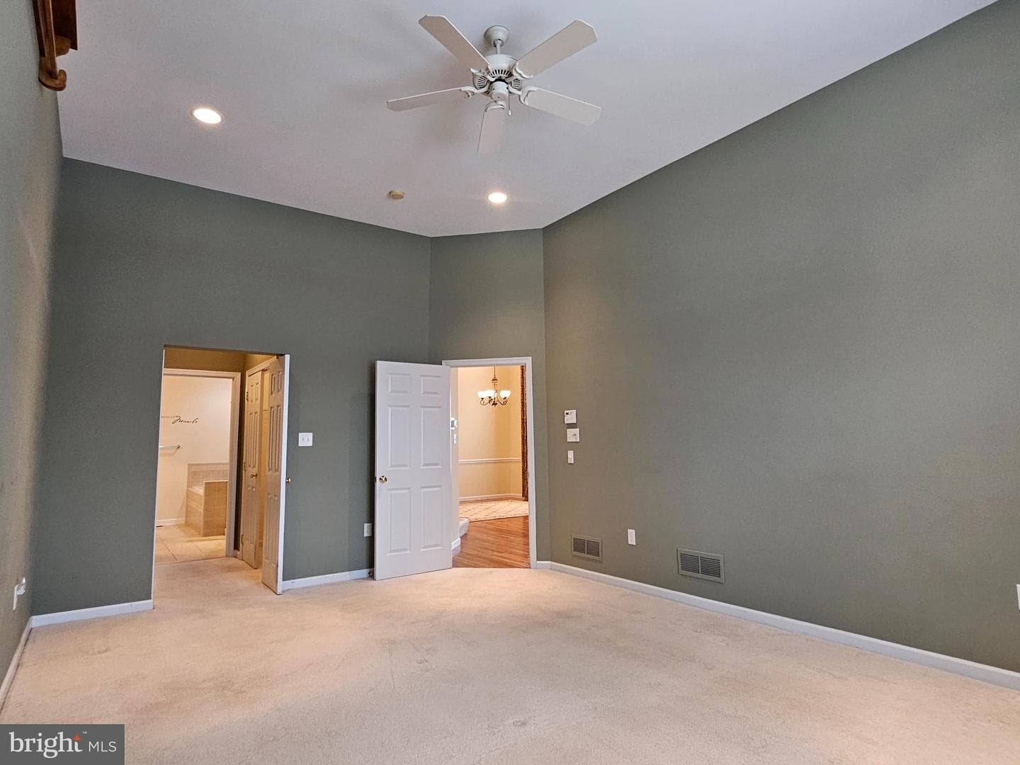 1509 Lexington Way photo 13