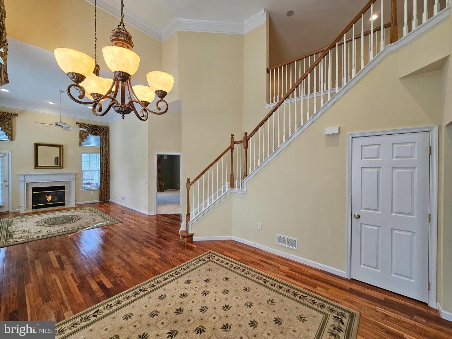 1509 Lexington Way photo 7