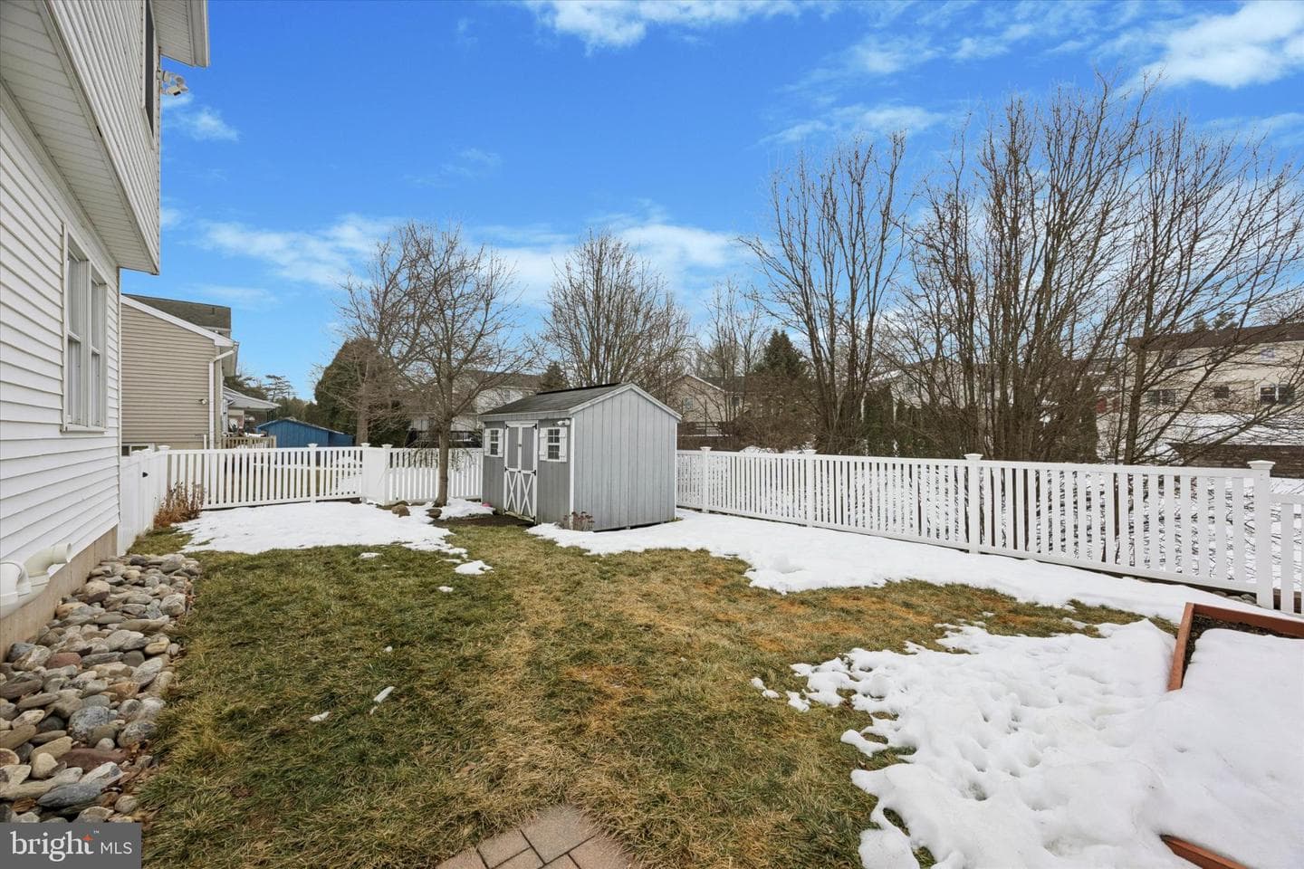 132 Rugby Road photo 24