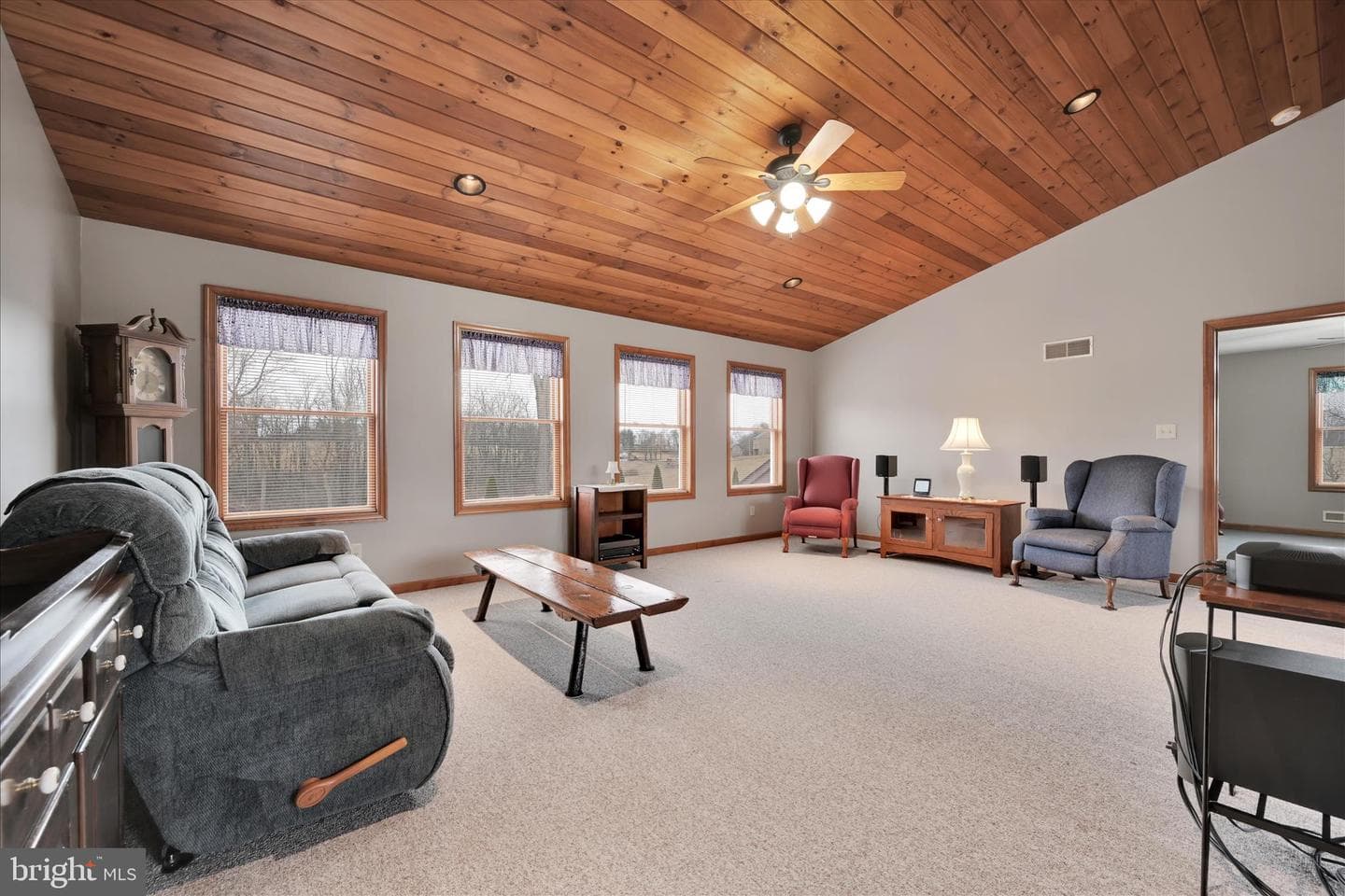 757 E Rehrersburg Road photo 40