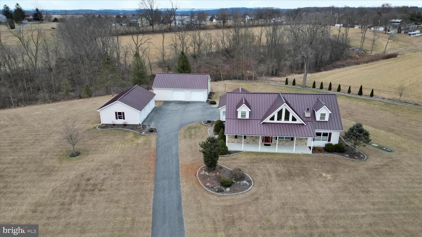 757 E Rehrersburg Road photo 5