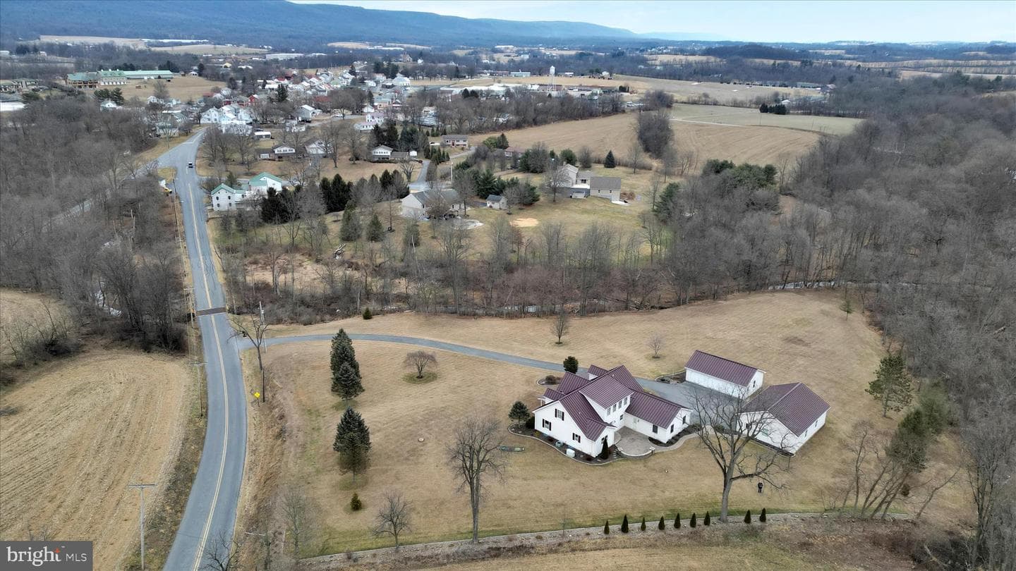757 E Rehrersburg Road photo 8