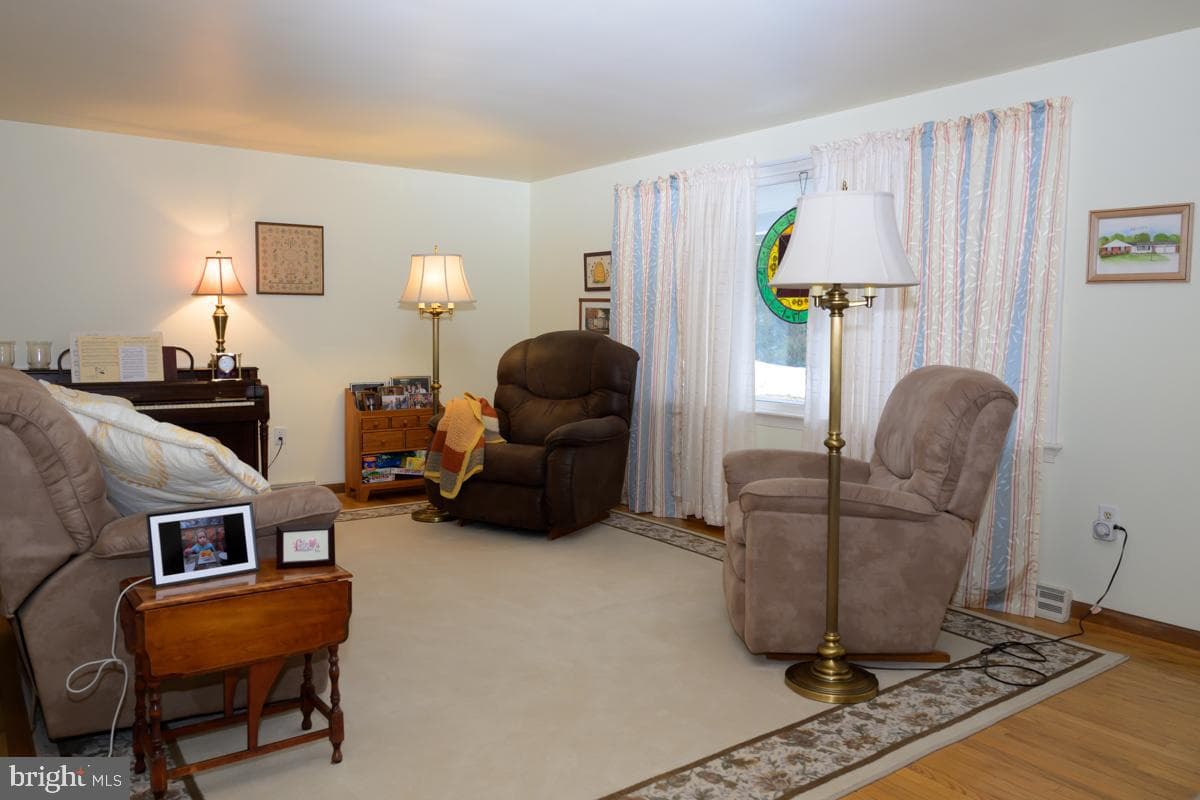 47 Weavertown Lane photo 6
