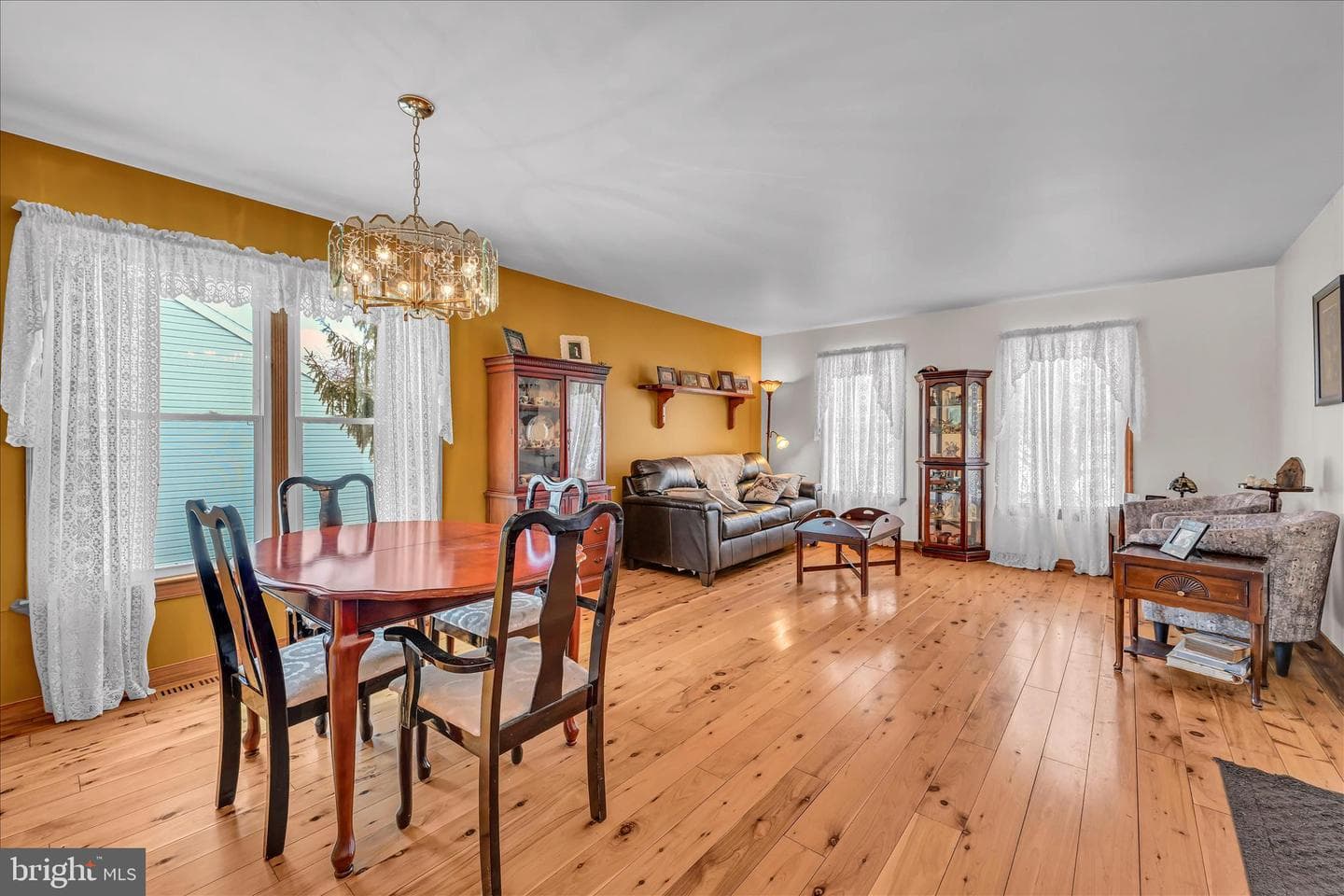 39 Fox Glove Lane photo 13