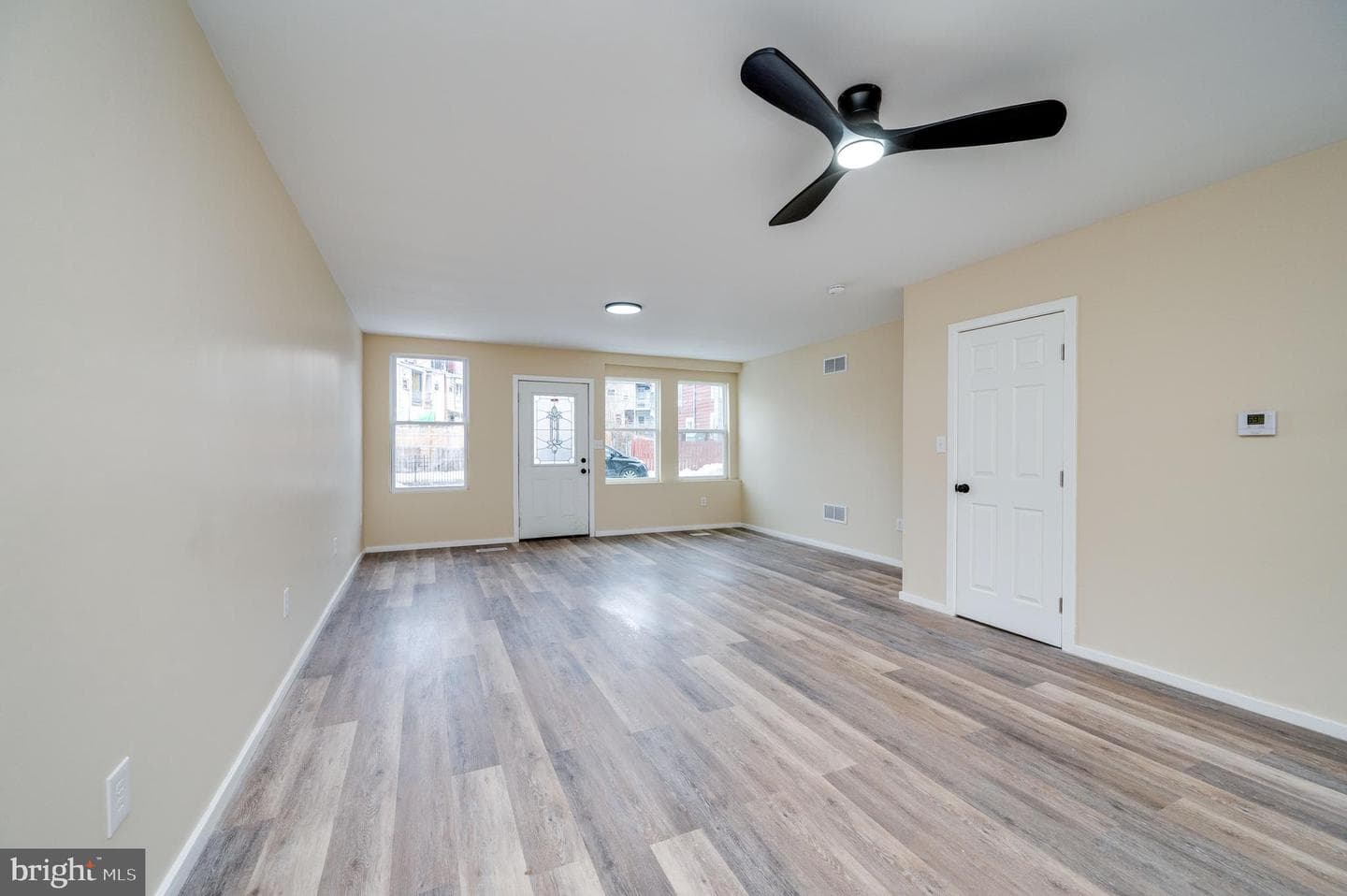 812 Bingaman Street photo 4