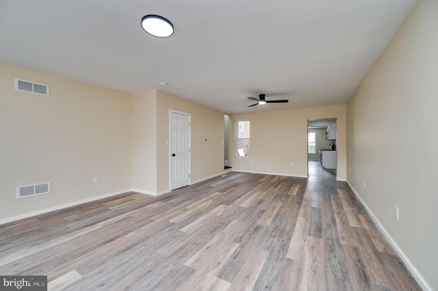 812 Bingaman Street photo 6