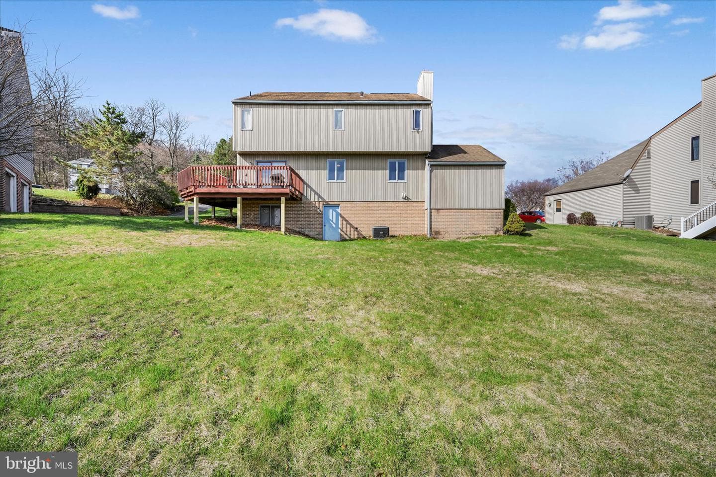 205 Pembroke Drive photo 26
