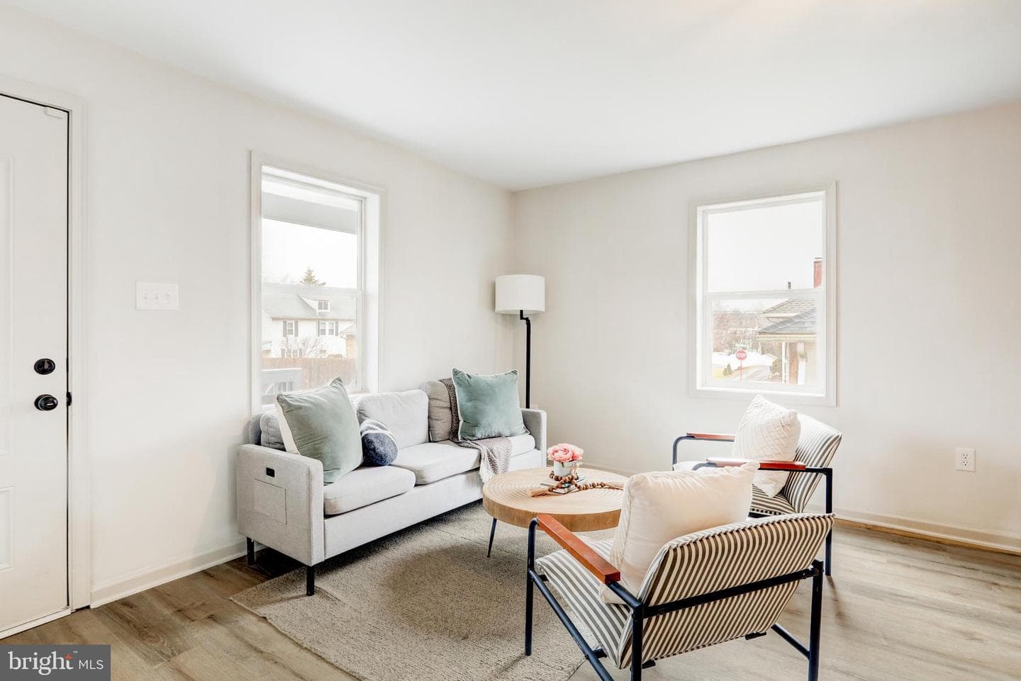 5 Edgewood Avenue photo 4