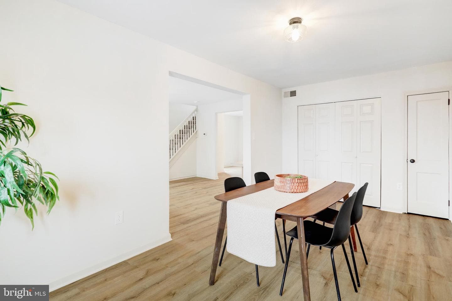 5 Edgewood Avenue photo 5