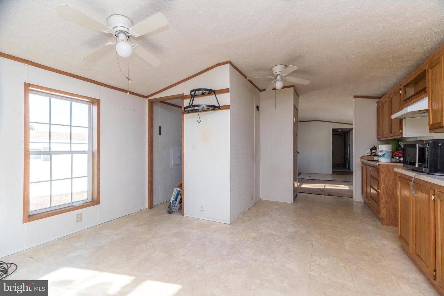 100 Waldon Circle photo 13