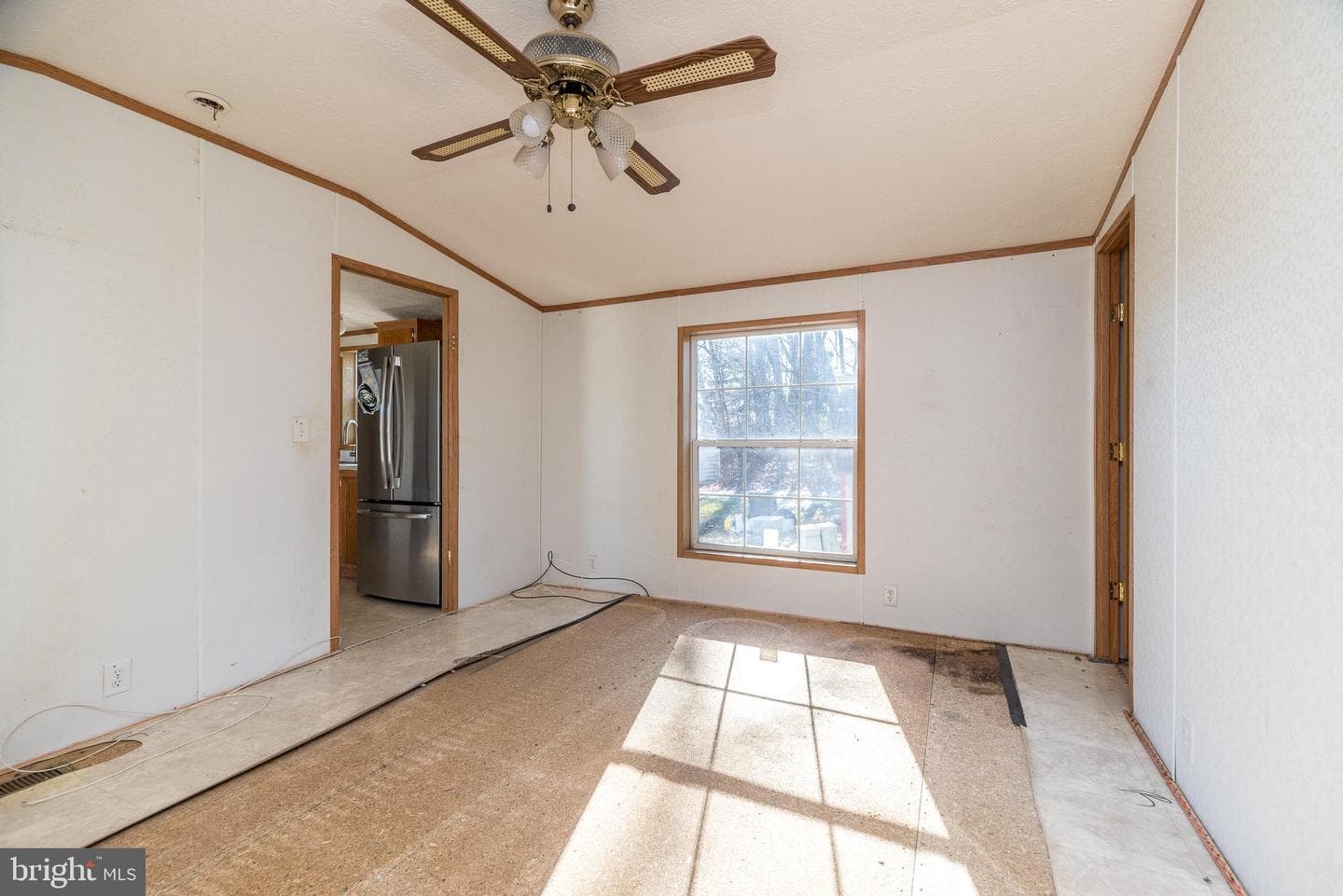 100 Waldon Circle photo 14