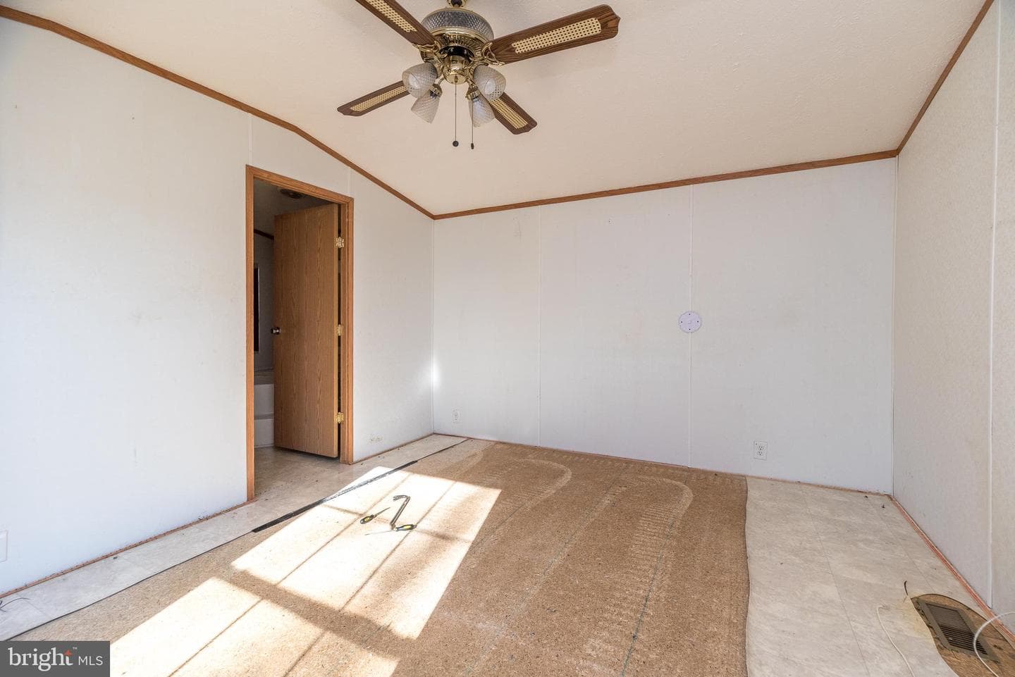 100 Waldon Circle photo 16