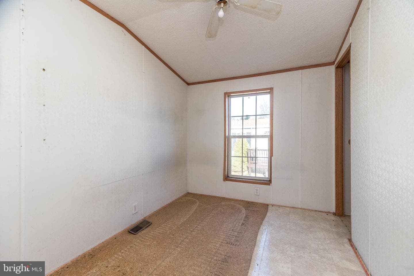 100 Waldon Circle photo 23
