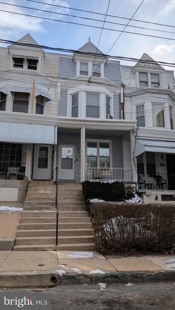723 Thorn Street photo 2
