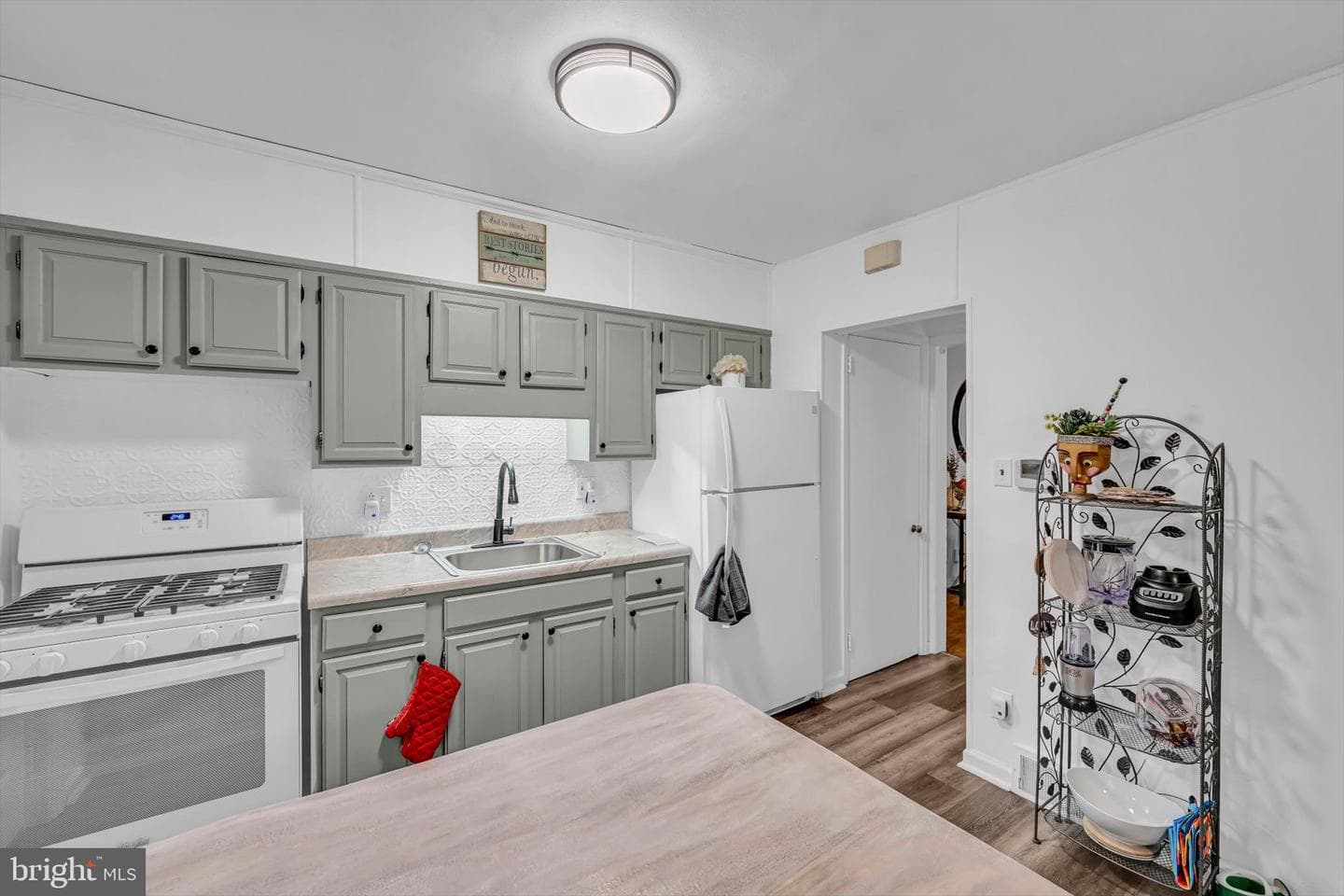 1425 N 13th Street photo 10