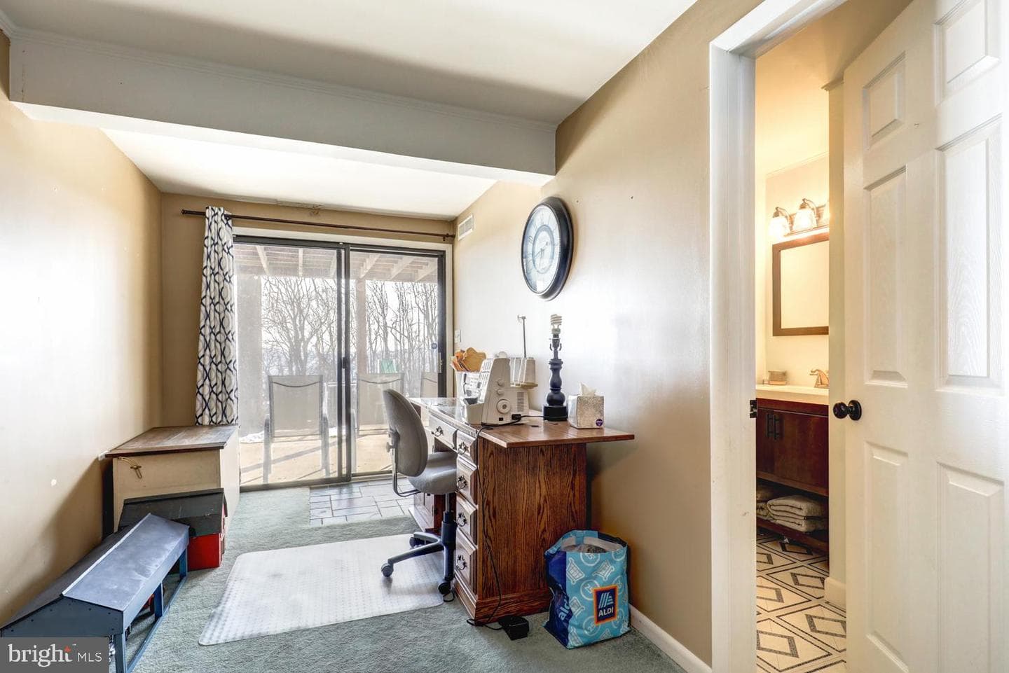63 Preston Road photo 35