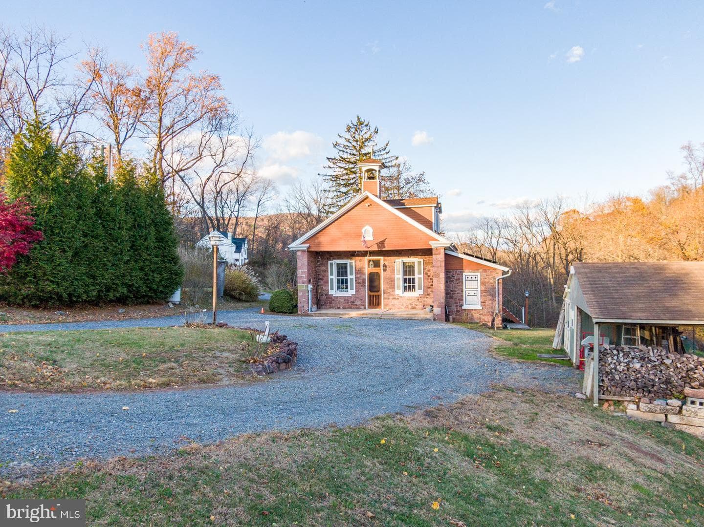 1192 Fritztown Road photo 4