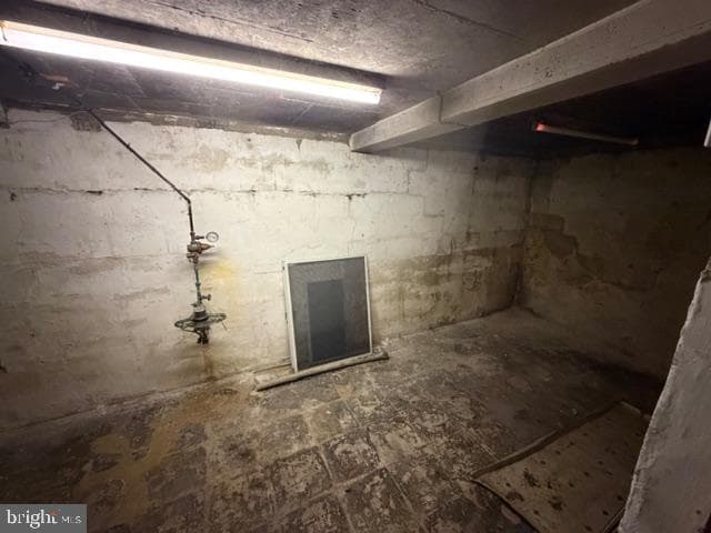 207 Revere photo 20