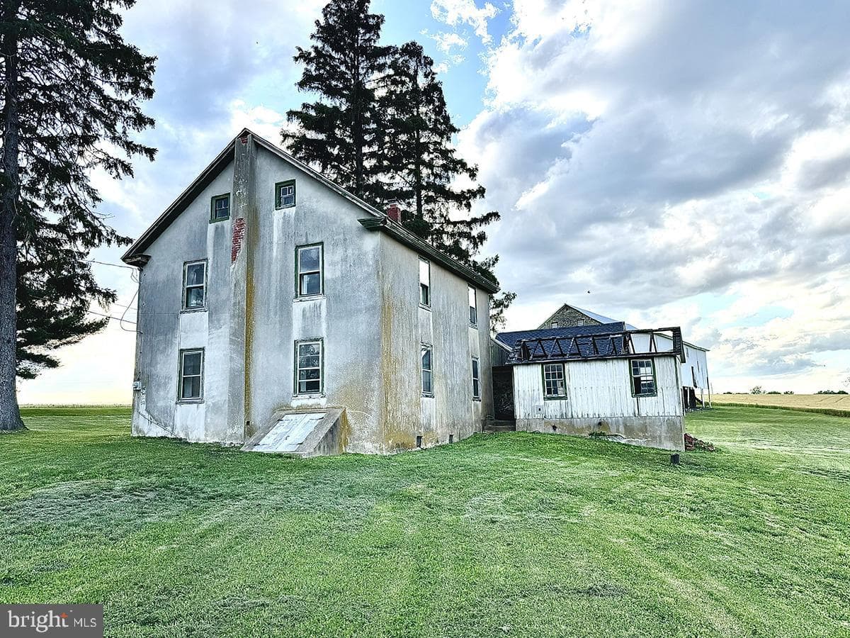 133 Hunter Road photo 4