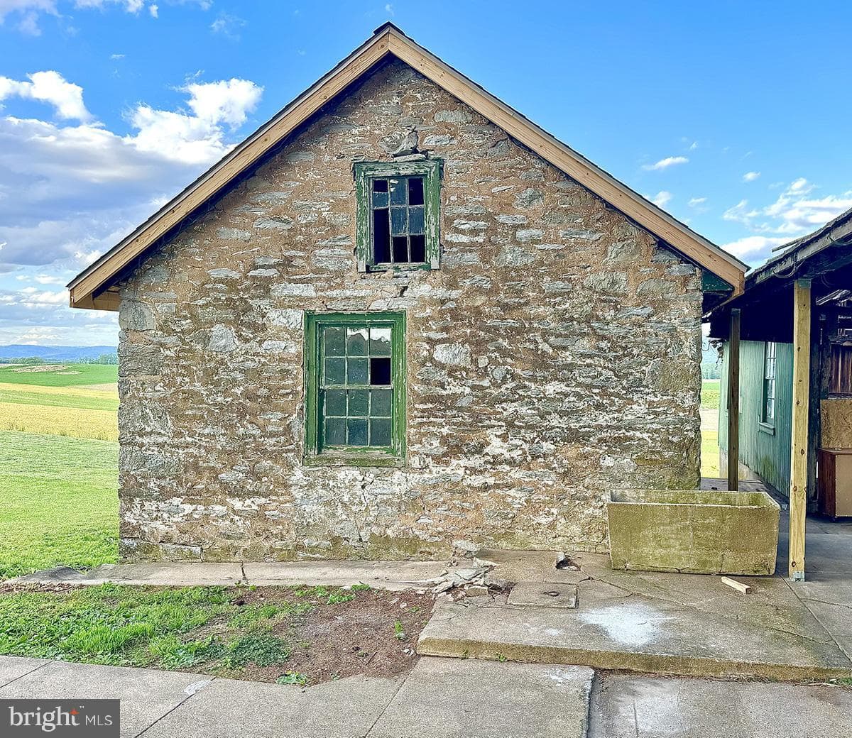 133 Hunter Road photo 7