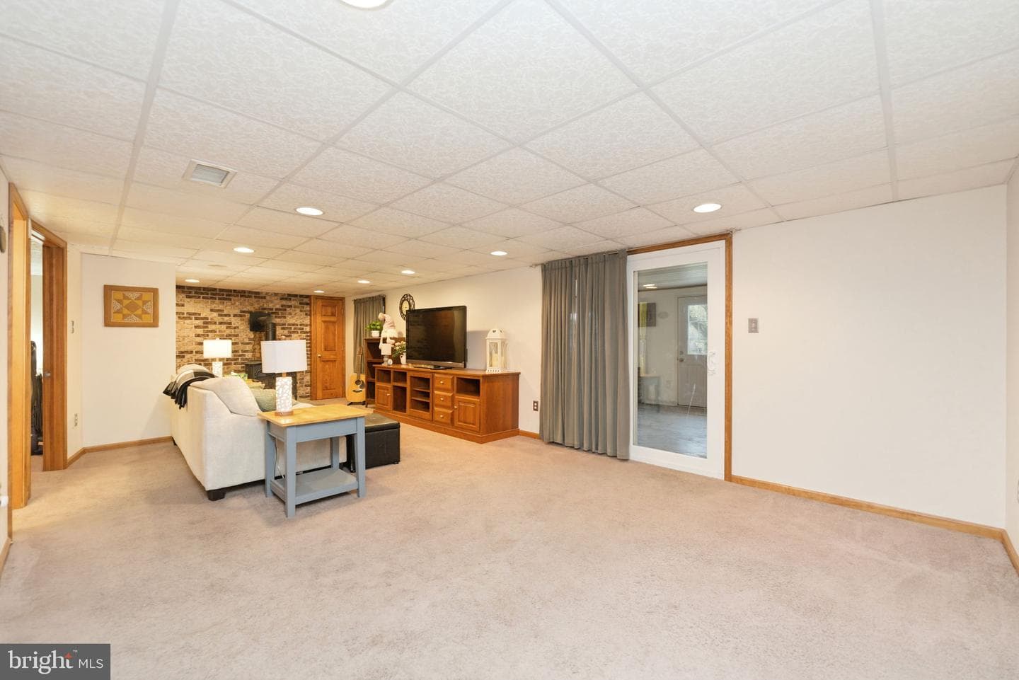 347 Fry Avenue photo 19