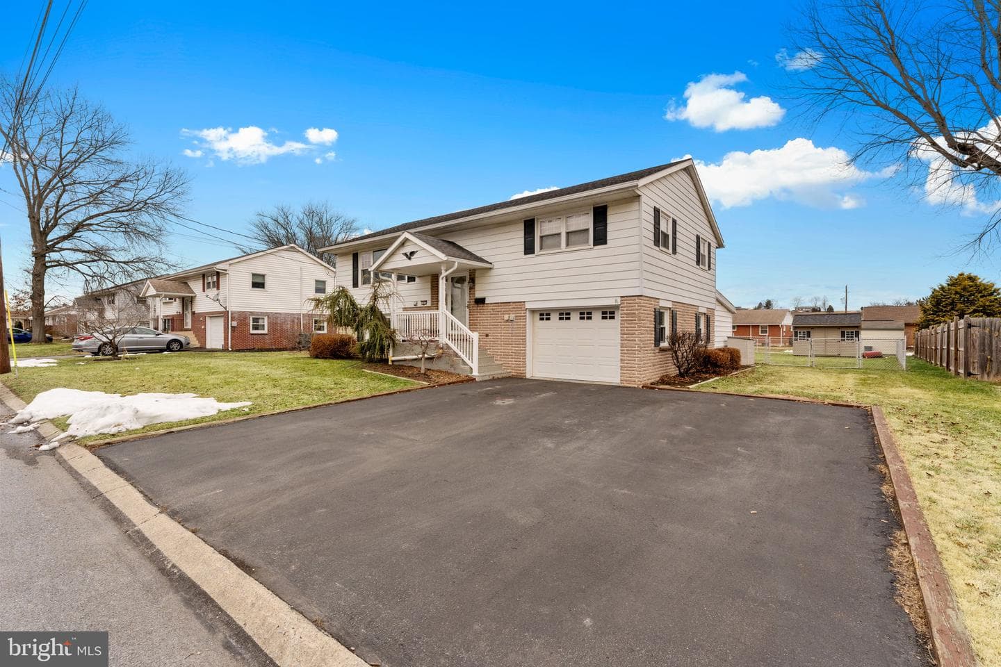 347 Fry Avenue photo 2