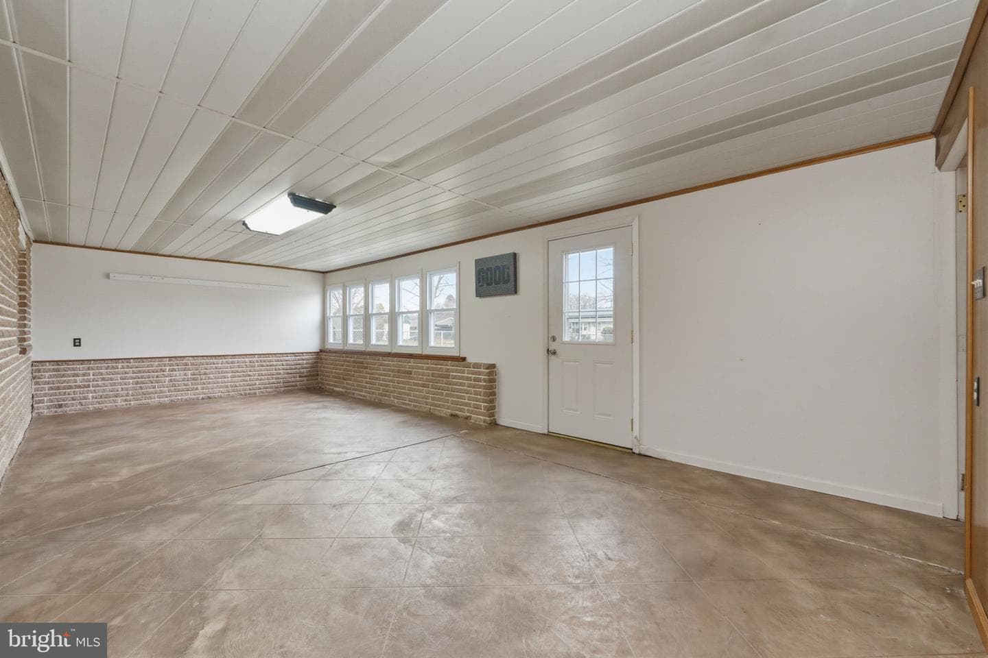 347 Fry Avenue photo 25