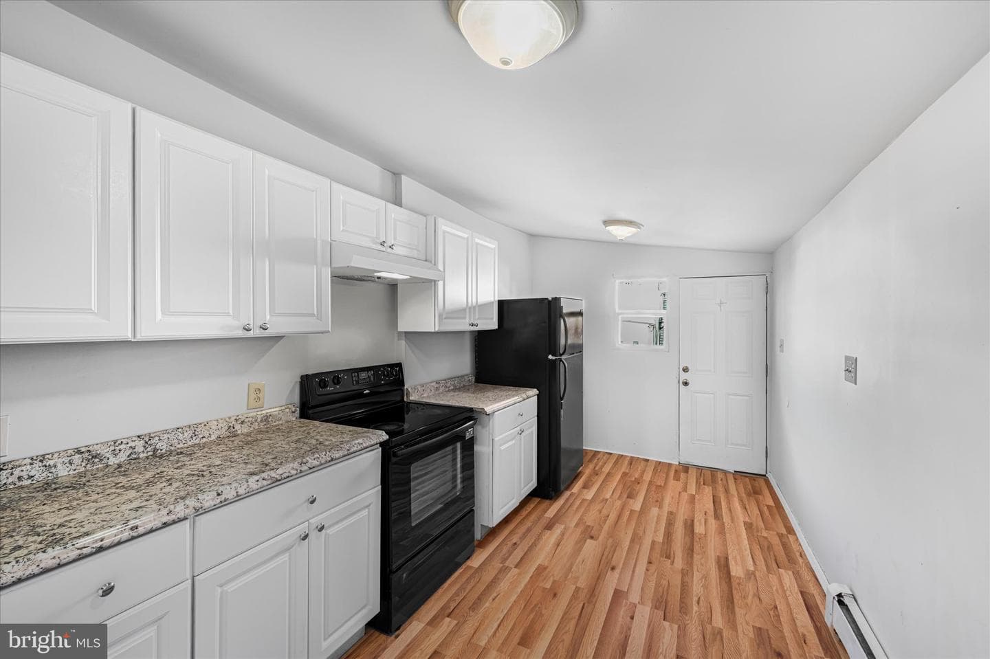1042 Locust Street photo 12