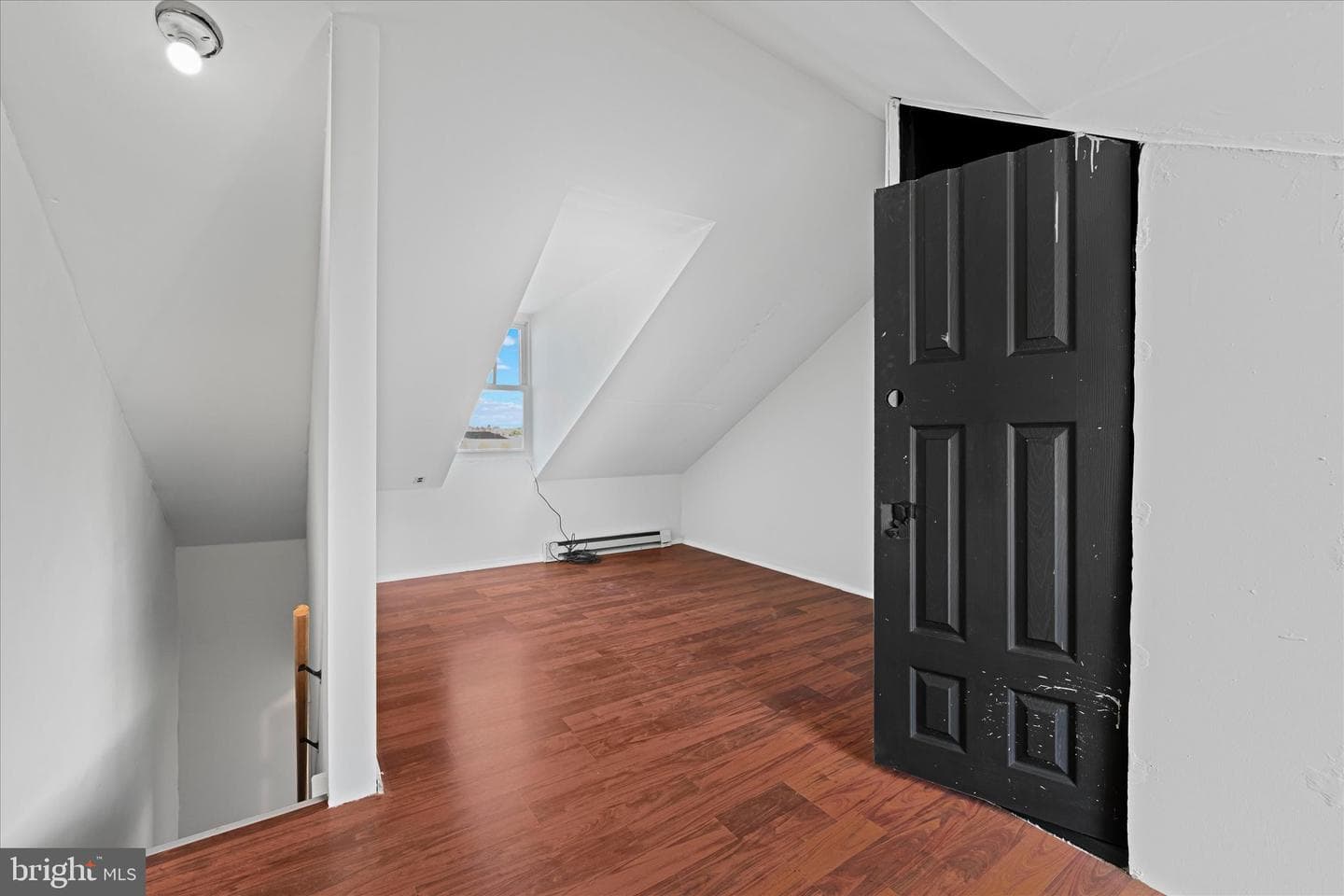 1042 Locust Street photo 23
