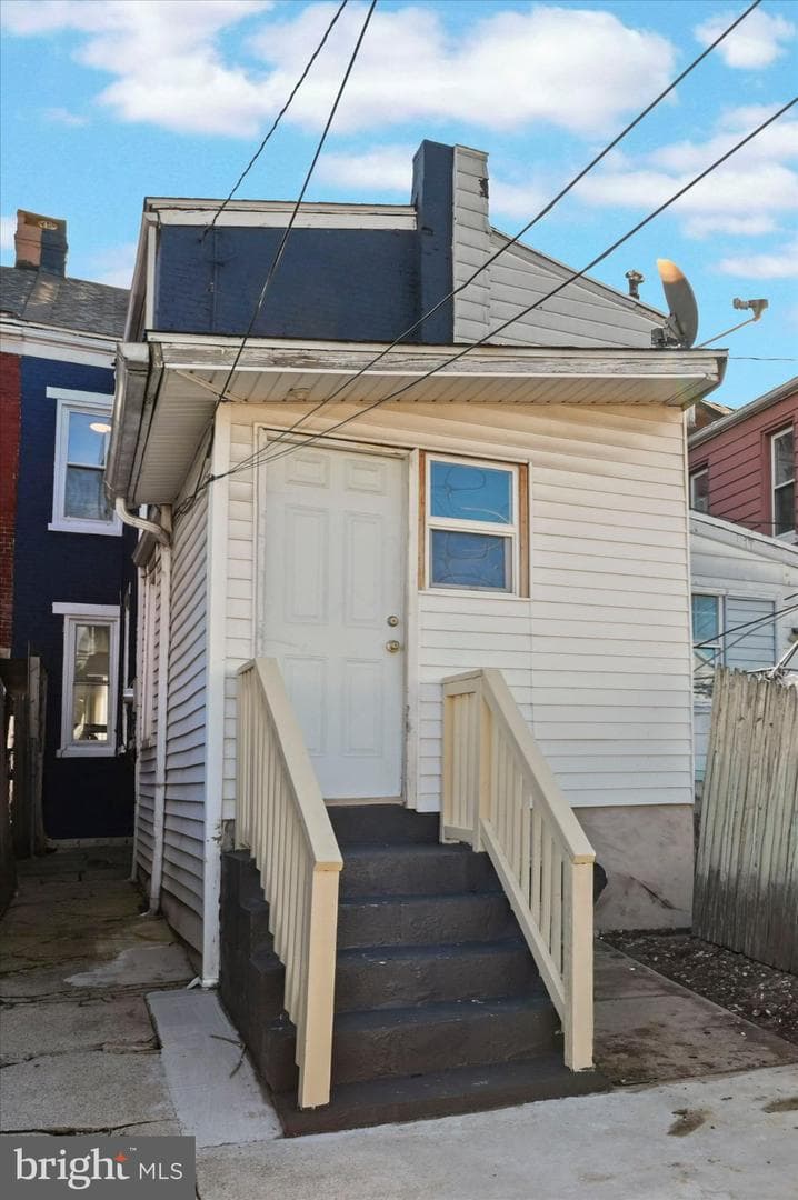 1042 Locust Street photo 25