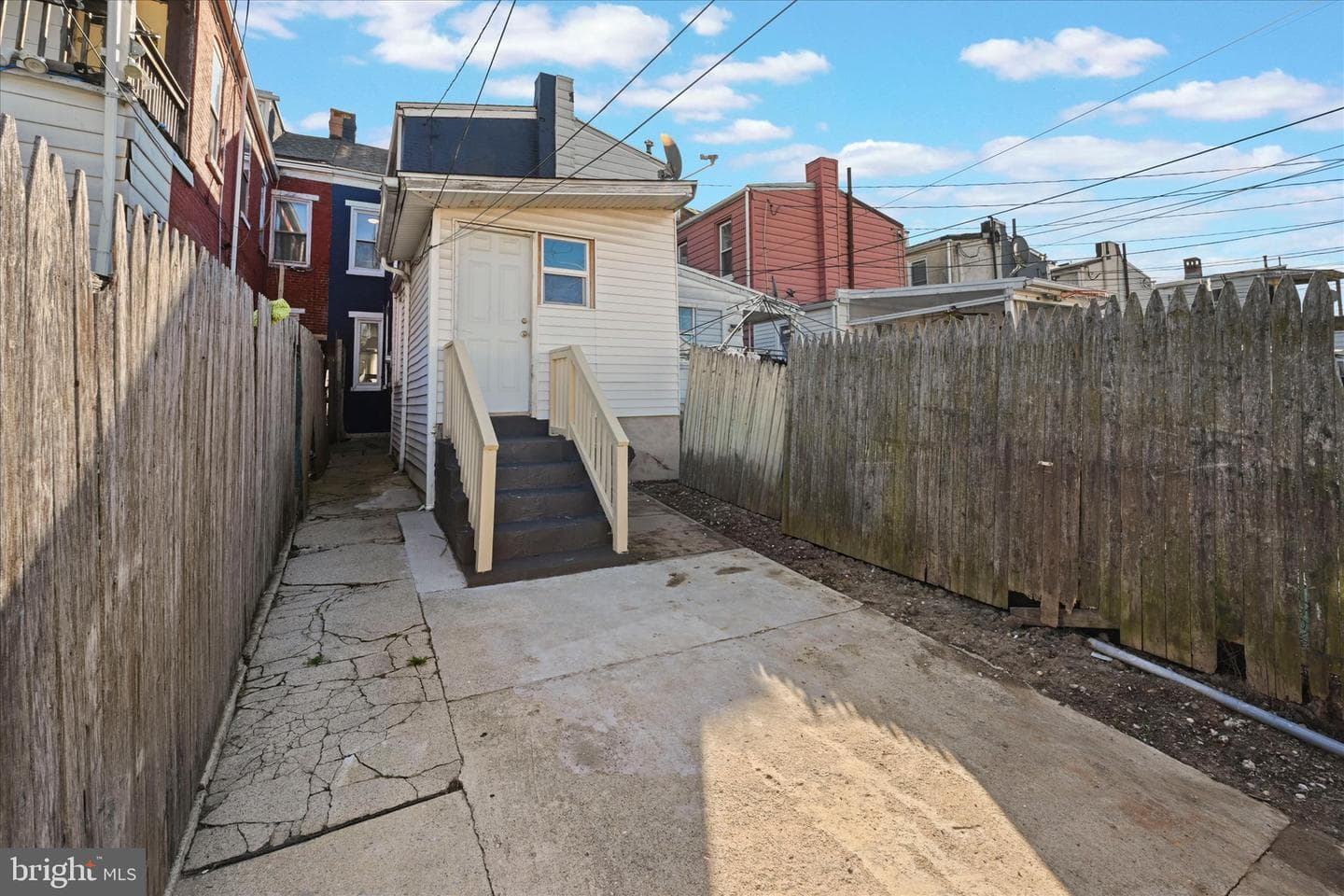 1042 Locust Street photo 28