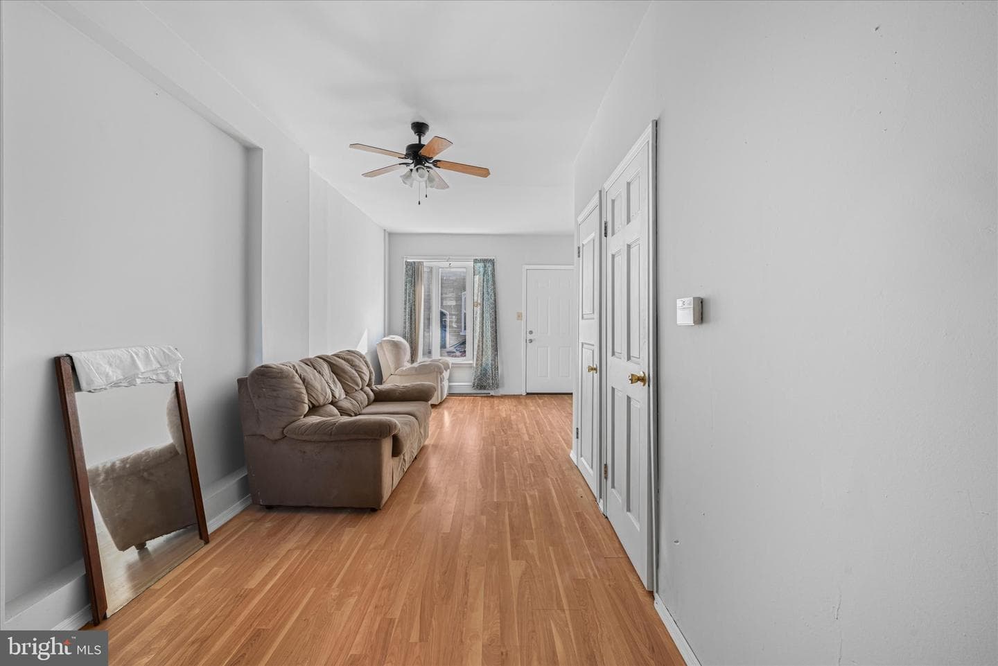 1042 Locust Street photo 6