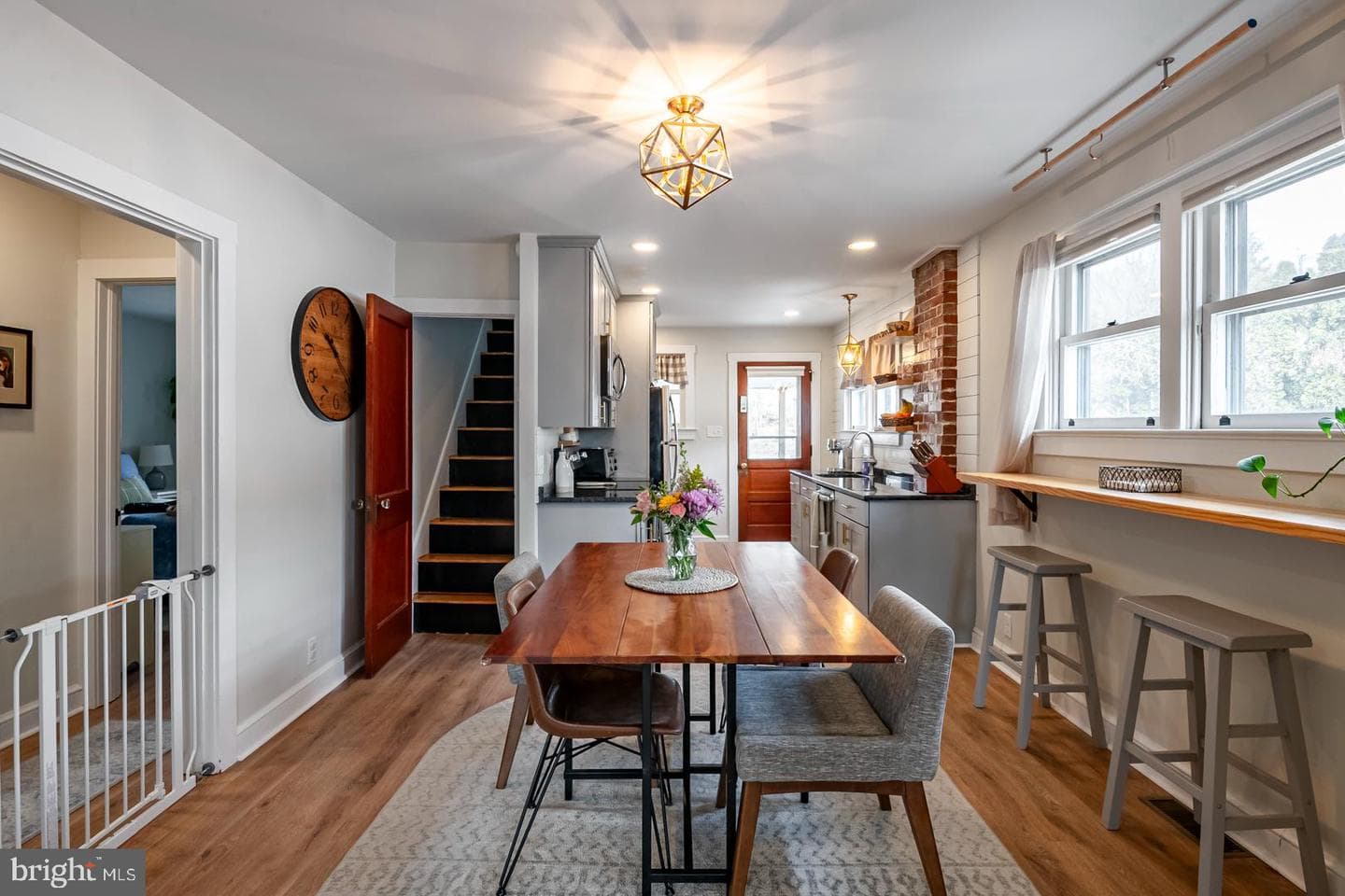 537 Cherry Street photo 12