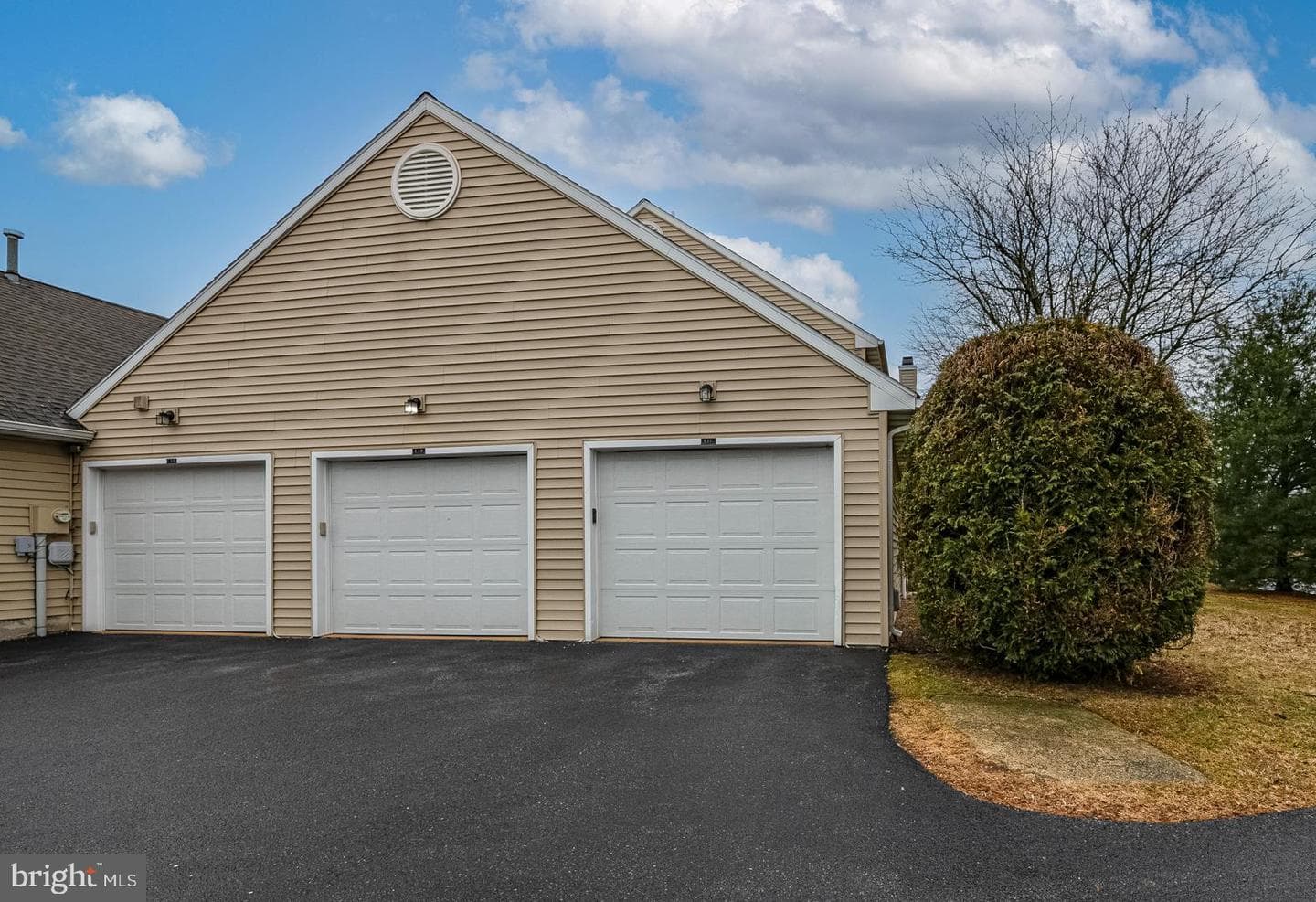 117 Heather Lane photo 4