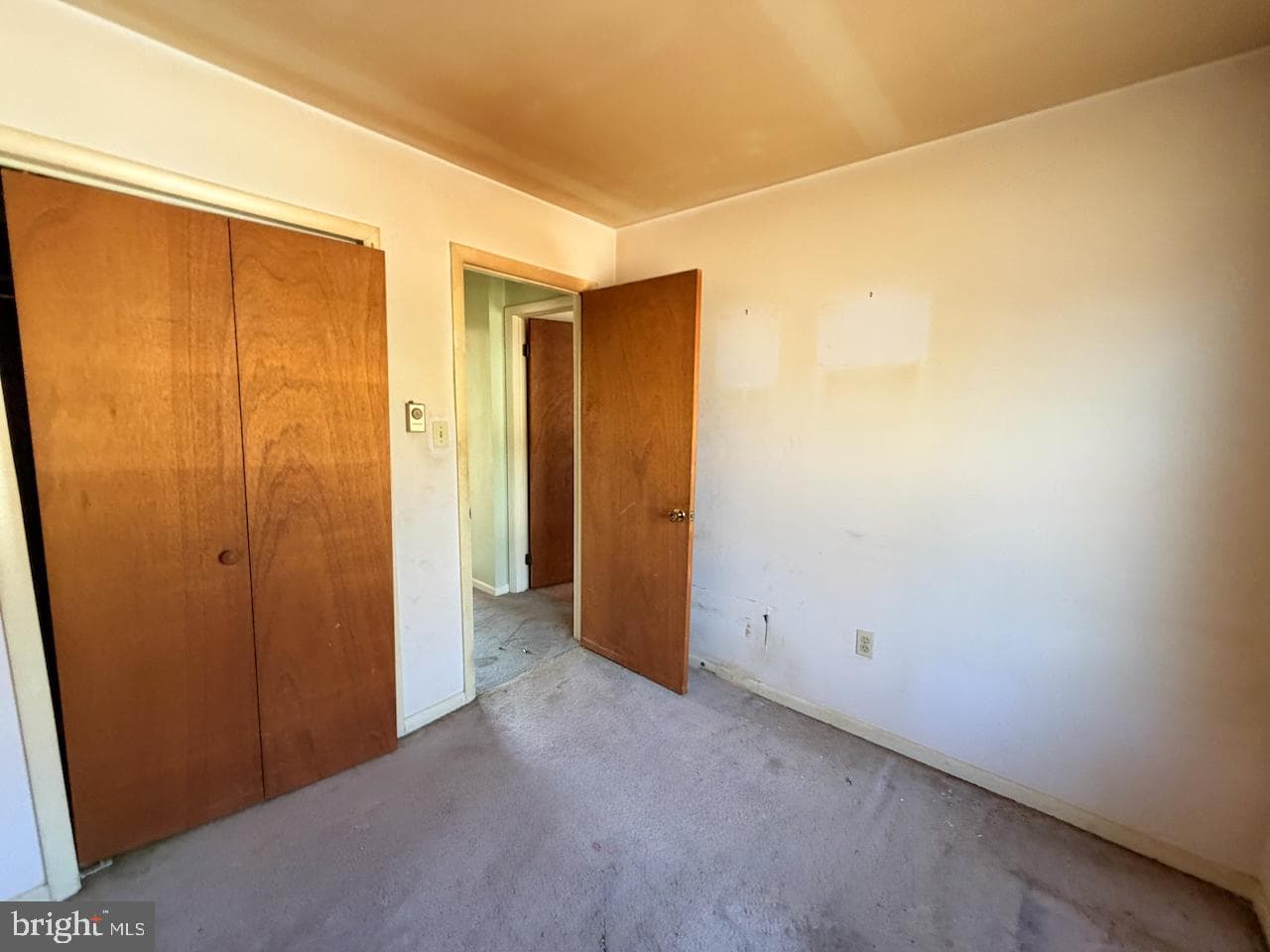 3804 Saint Lawrence Avenue photo 18