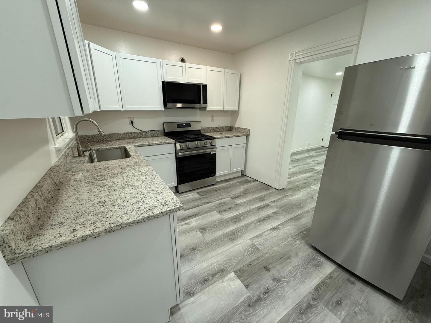 1322 Green Street photo 9