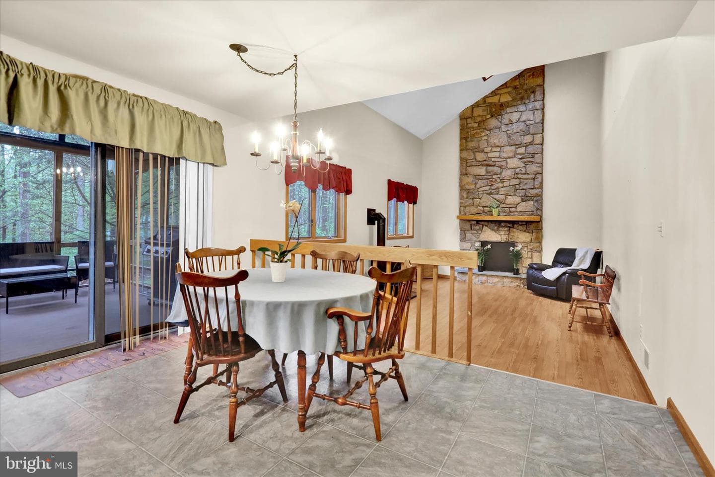 20 Highland Drive photo 14