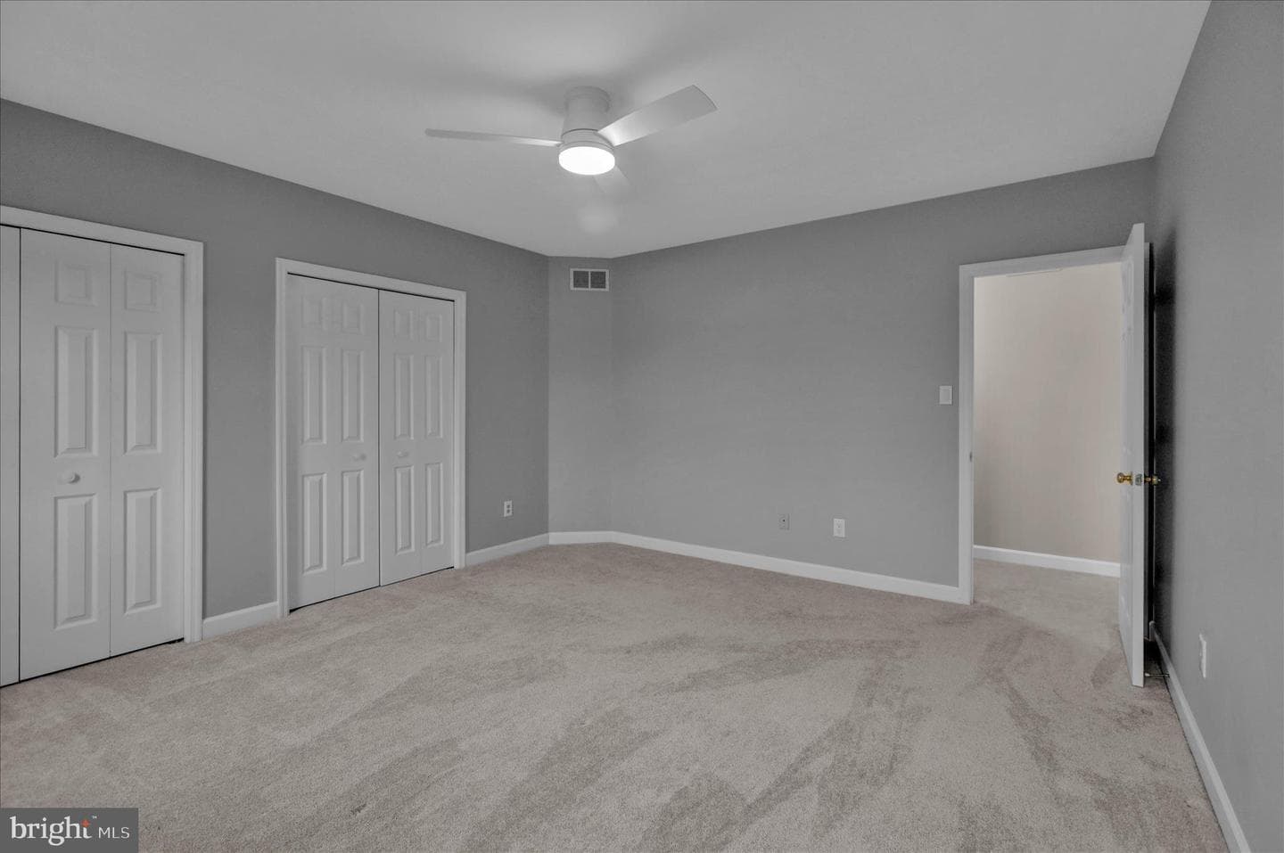 110 New York Avenue photo 33